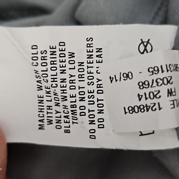 Under Armour Heat Gear Loose Fit Athletic Polo Medium - Picture 6 of 6